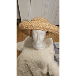 Helen Kaminski 100% Raffia Hat Sun Wide Brim Handmade Madagascar New with tags